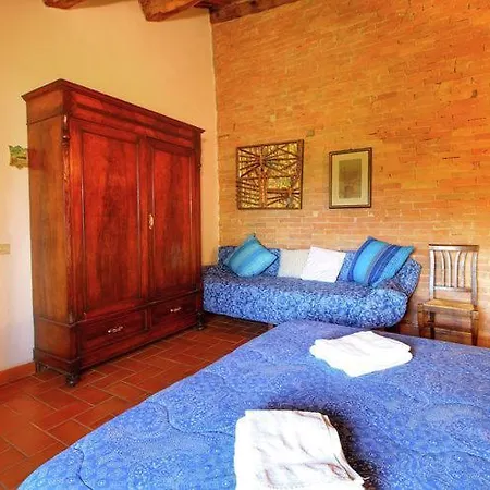 Country house Podere Il Tigliolo *